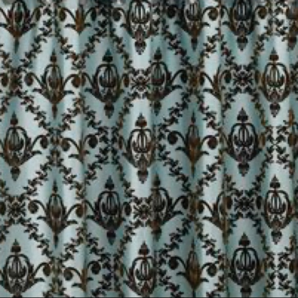 Shower curtain - Picture 2 of 5